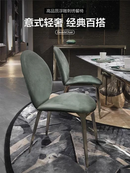 Italų stiliaus šviesos prabangus valgomasis kėdės, modernaus minimalistinio villa high-end iškilumo amatų valgomojo kėdė vieną laisvalaikio kėdė