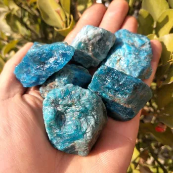 200g Natūralaus gražus mėlynas apatite kristalų, natūralių neapdorotų mineralinių pavyzdį, kaip namų puošmena! vestuvių dekoravimas akvariumas